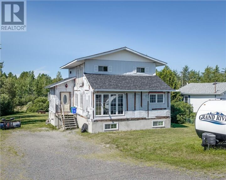 933 E Highway 17 — photo 1