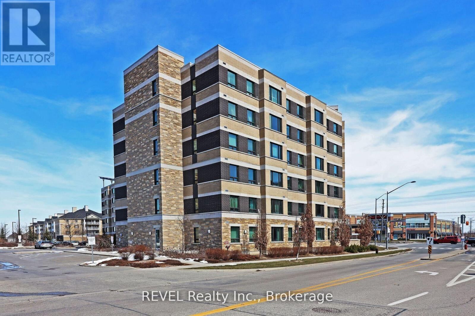 Property Photo: 7400 Markham Road 323 ON L3S 0C5