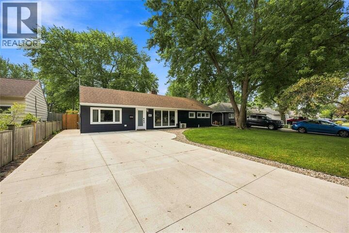 Photo de la propriété:  887 McCaw Street  ON N7V 2X4 