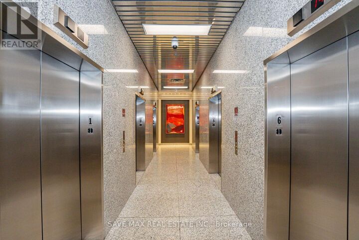 Property Photo:  1001 Bay Street 1618  ON M5S 3A6 