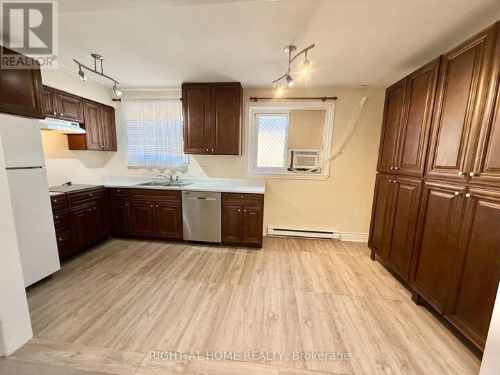 Property Photo: 538 Merton Street 2 ON M4S 1B3