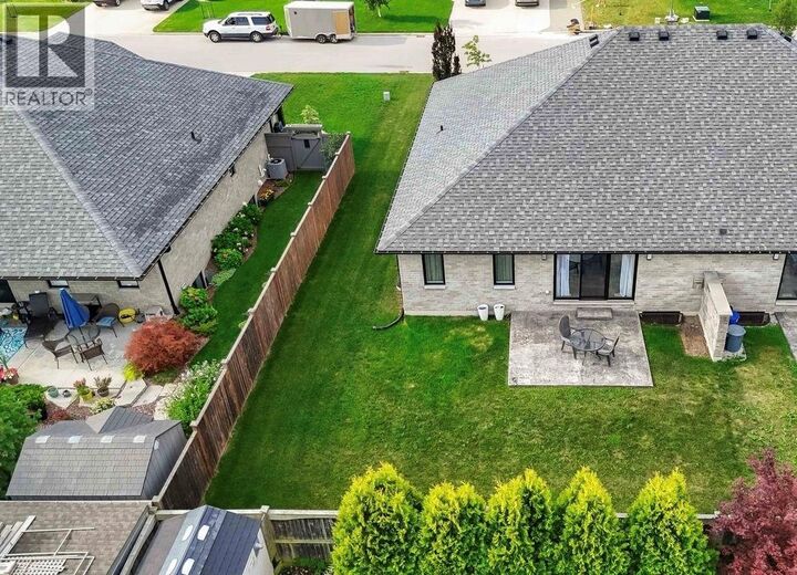 Property Photo:  504 Molinari Street  ON N7W 0B1 