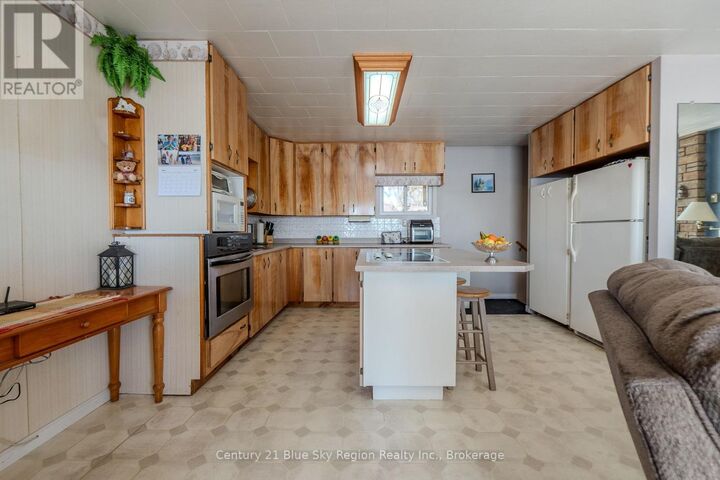 Property Photo: 8 Gerard Road ON P0H 1R0