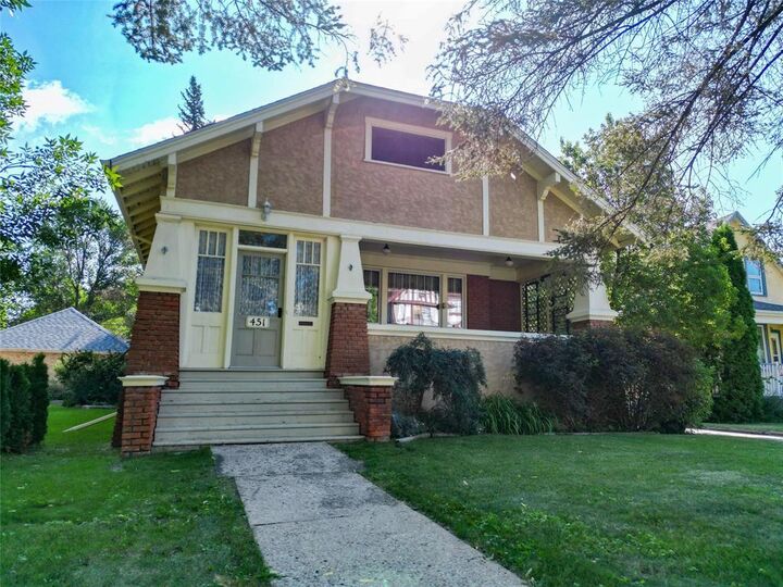 Property Photo: 451 16th Street MB R7A 4Y1