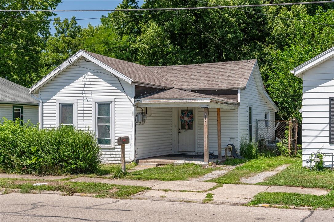 Property Photo: 600 E Church Street OH 45385