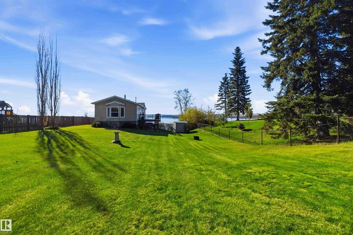 Property Photo: 7 53117 Hwy 31 AB T0E 2B0