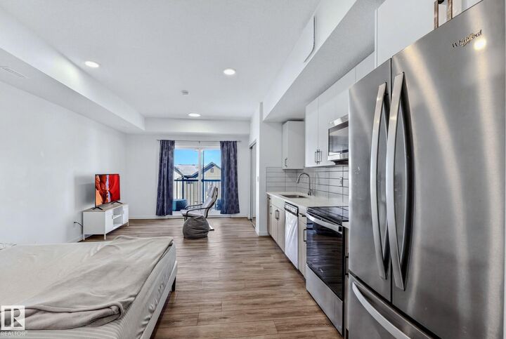 Property Photo:  864 Secord Boulevard NW 301  AB T5T 7R9 