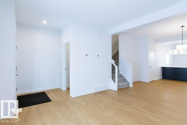 Property Photo: 683 Cambrian Boulevard AB T8H 3B7