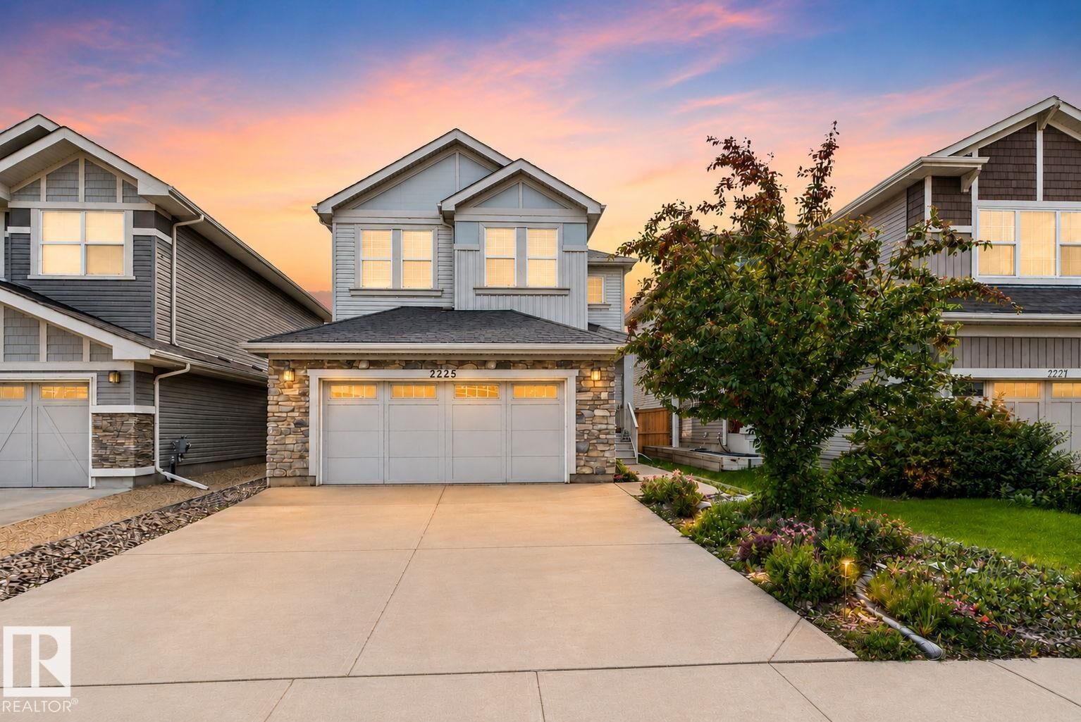 Property Photo: 2225 Calhoun Link Link SW AB T6W 3E1