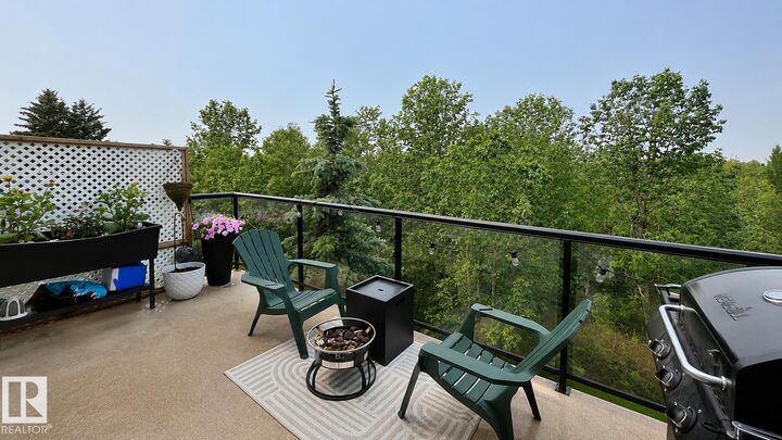 Property Photo:  3010 33 Avenue NW 76  AB T6T 0C3 