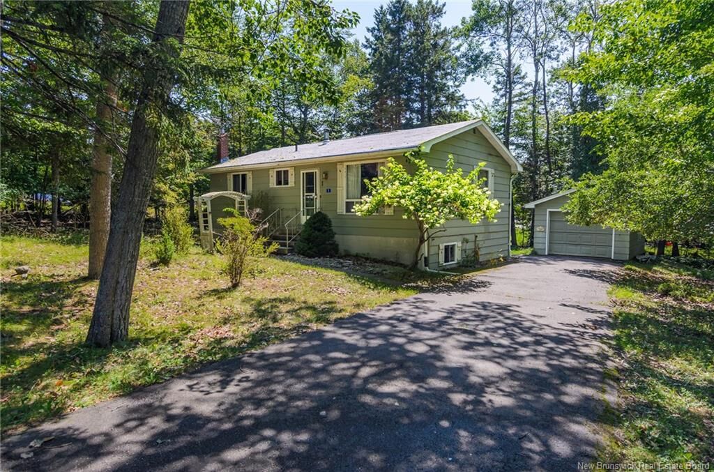 Property Photo: 1 Parkwood Drive NB E2E 1P4