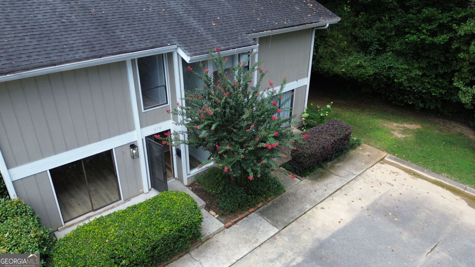 Property Photo:  670 Powers Ferry North SE  GA 30067 