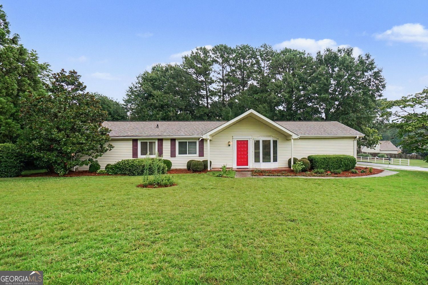 Property Photo: 1660 Wingard Drive GA 30062
