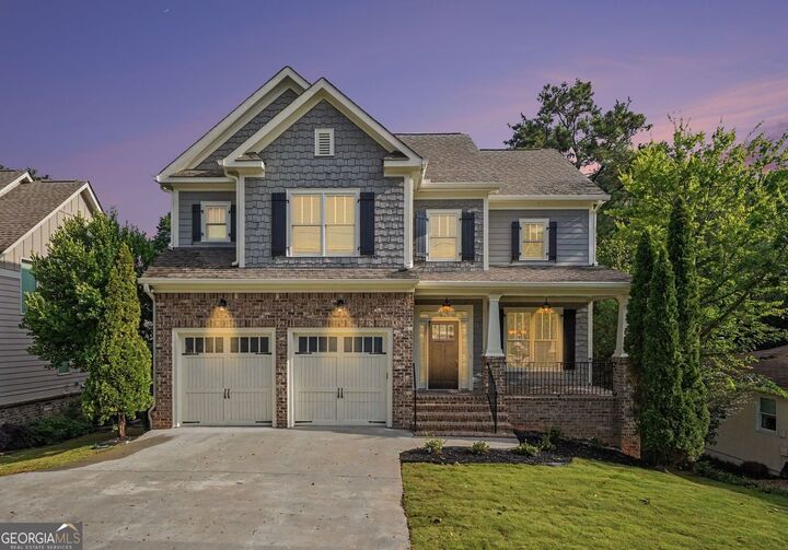 Property Photo:  1415 Hawthorne Avenue SE  GA 30080 