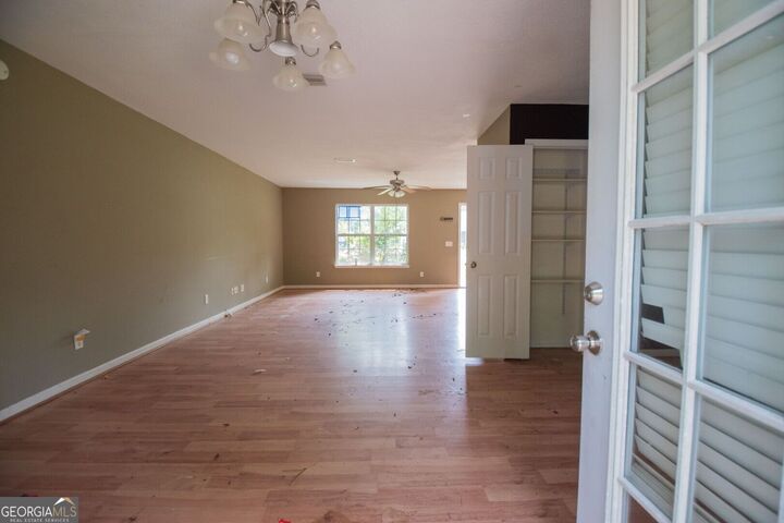 Property Photo: 704 S May Street GA 31548