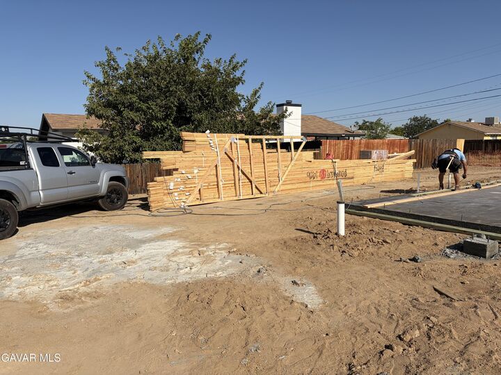 Property Photo:  9161 Ironwood Avenue Avenue  CA 93505 
