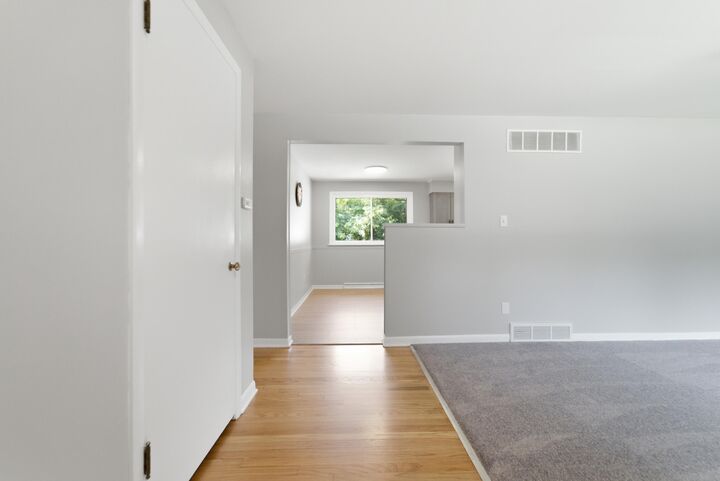Property Photo:  322 Oriole Avenue  IN 46307 