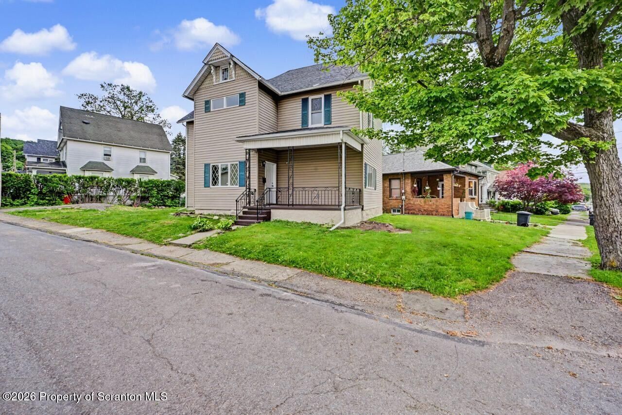 Property Photo:  164 Washington Street  PA 18407 