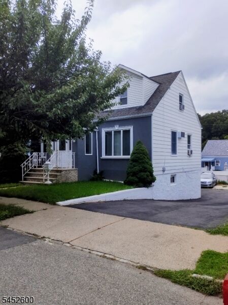 Property Photo: 87 Perry St 2 NJ 07109