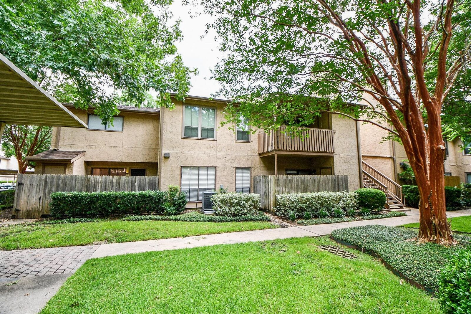Property Photo: 5001 Lamonte Lane 116 TX 77092