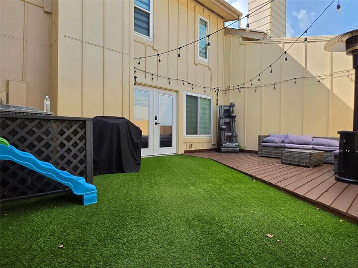 Property Photo: 13638 Garden Grove Court 332 TX 77082