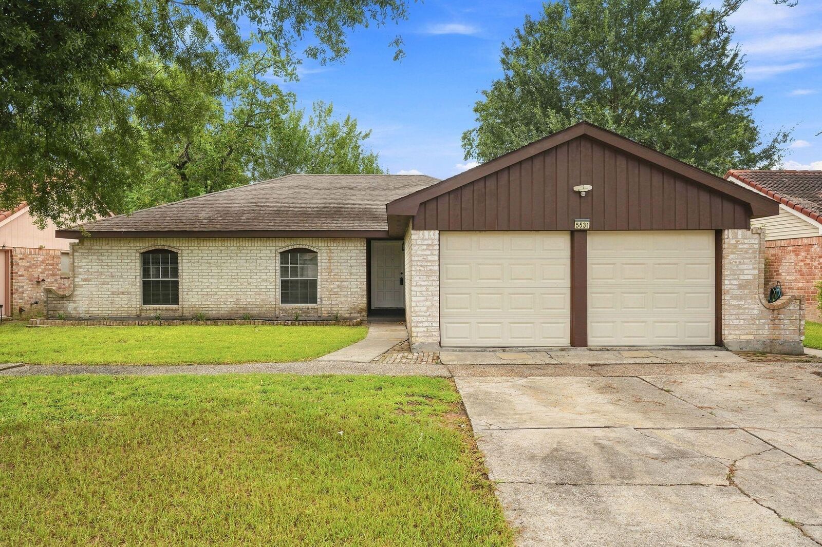 Property Photo:  5531 Maplegate Drive  TX 77373 