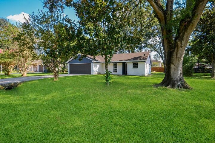 Property Photo:  12315 Maxim Drive  TX 77065 