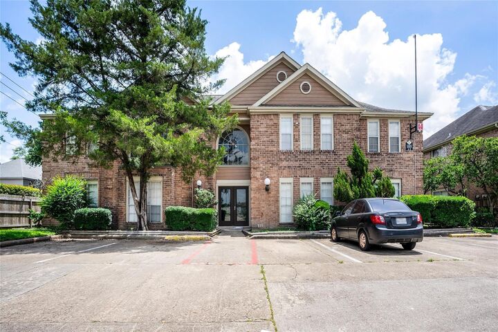 Property Photo: 12400 Overbrook Lane 55C TX 77077