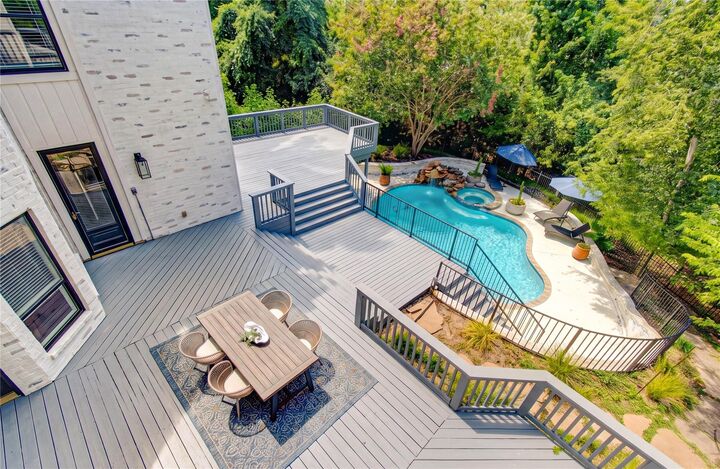 Property Photo:  806 Herdsman Drive  TX 77079 