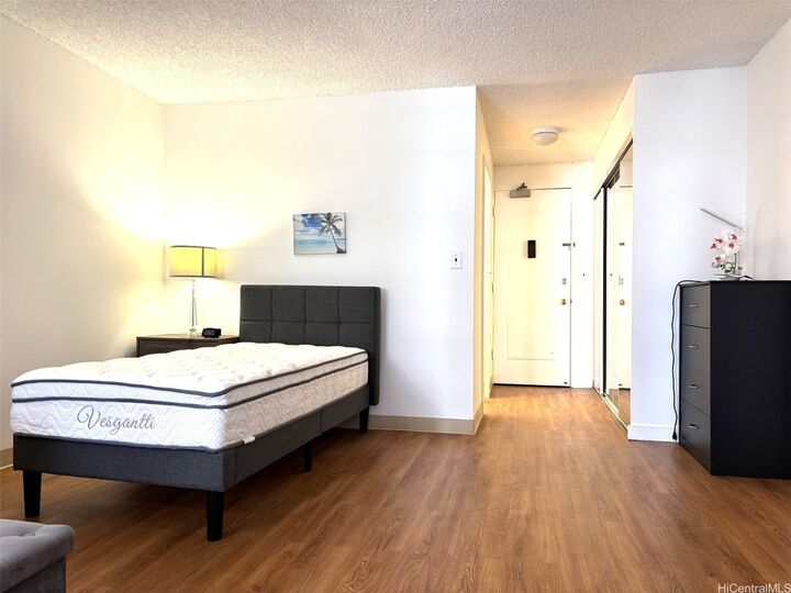 Property Photo:  747 Amana Street 413  HI 96814 