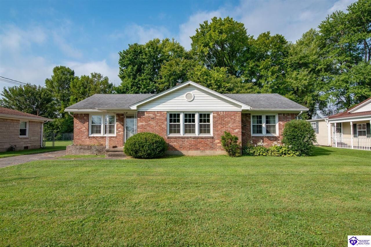Property Photo: 212 Fairview Drive KY 42701