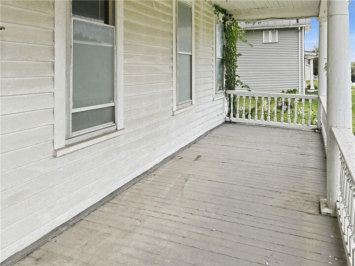 Property Photo:  605 W Peoria Street  KS 66071 