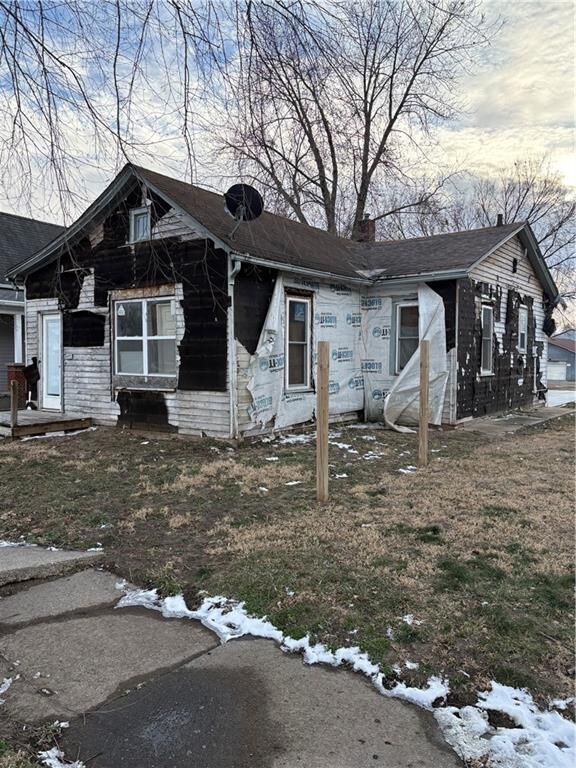 Property Photo: 3010 S 19th Street MO 64503