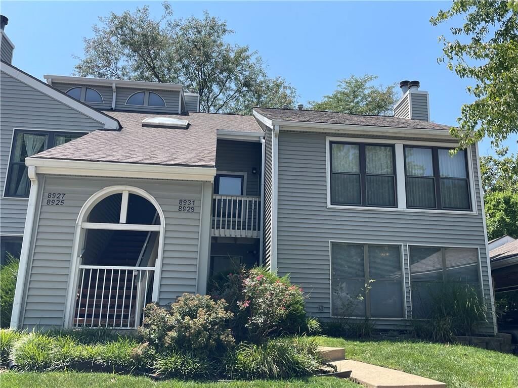 Property Photo: 8929 W 106 Terrace KS 66212