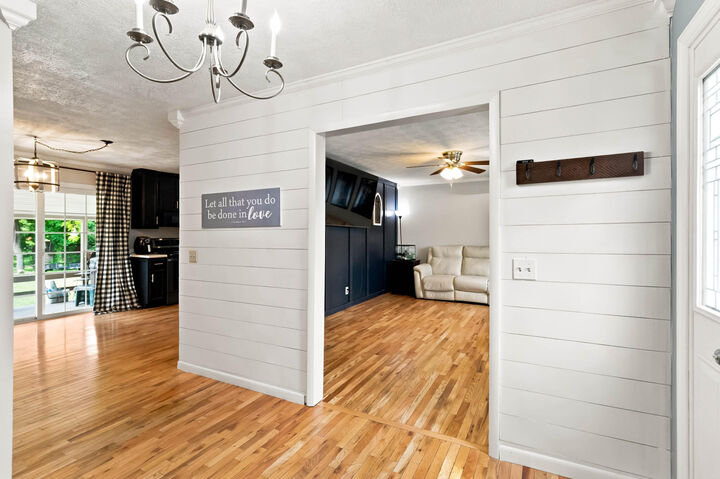 Property Photo:  605 Walnut Drive  KY 40741 