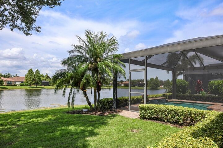 Property Photo:  12749 Fontana Loop  FL 34211 
