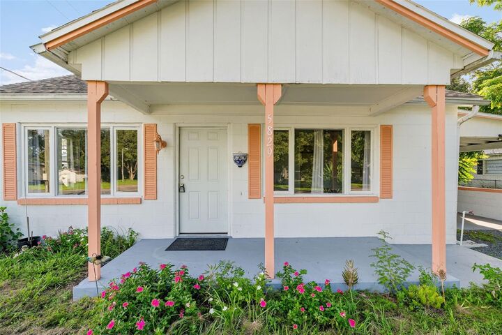 Property Photo: 5829 12th Street FL 33542