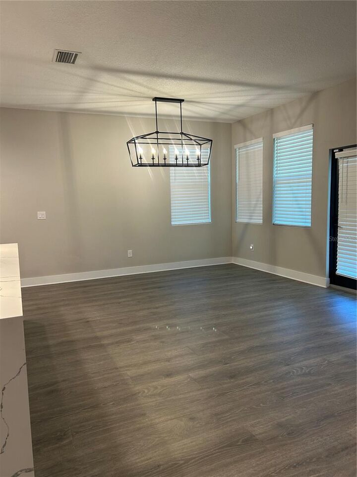 Property Photo: 2556 13th Avenue N FL 33713
