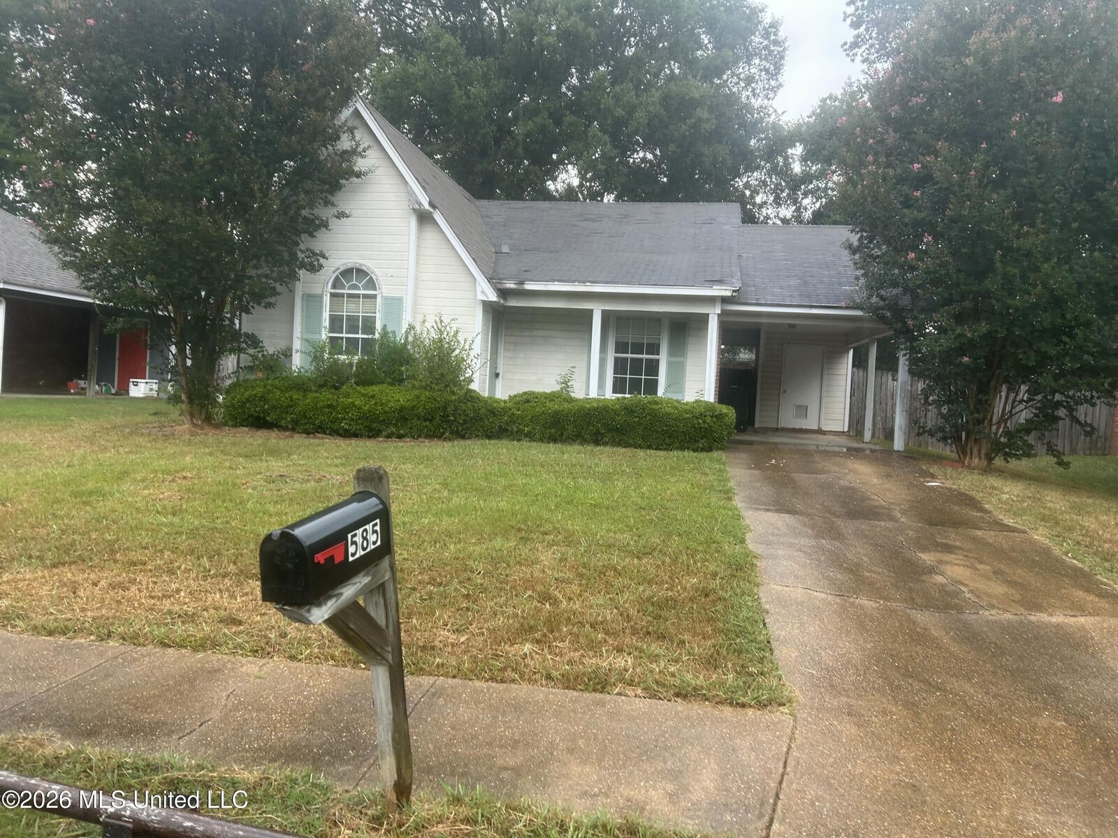 Property Photo: 585 Mockingbird Circle MS 39047
