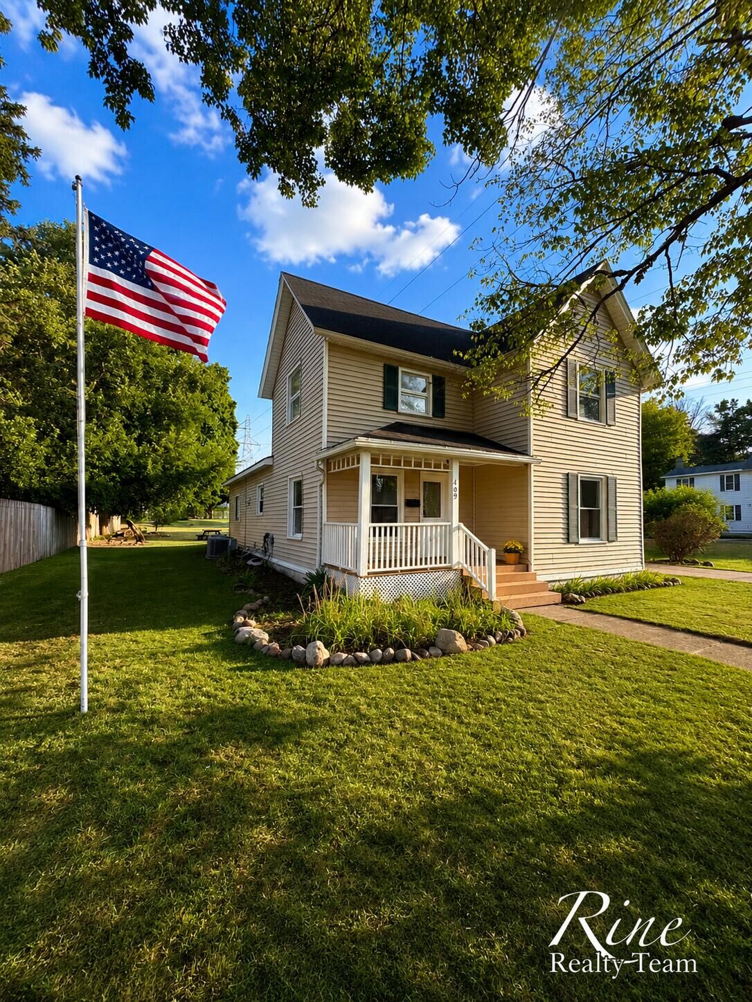 Property Photo: 409 W Maple Street MI 49348