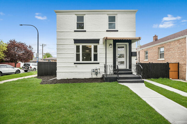Property Photo: 3601 S 56th Court IL 60804