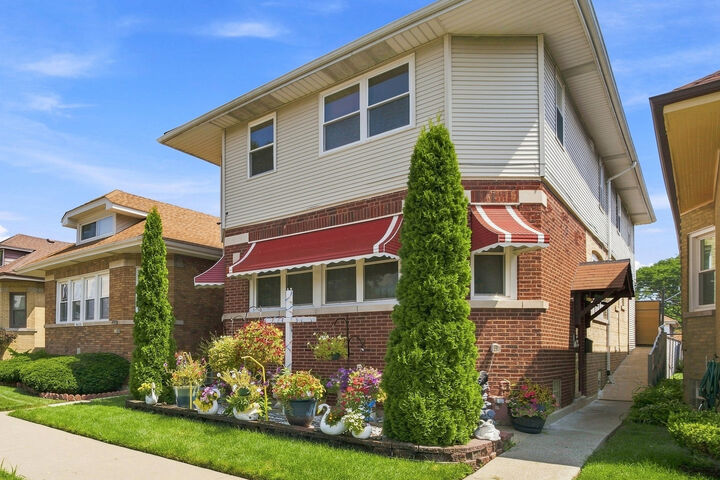 Property Photo:  9425 S Throop Street  IL 60620 