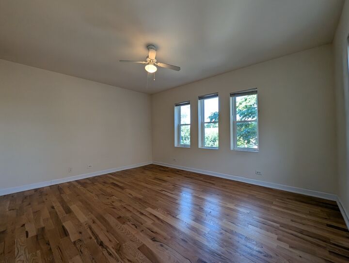 Property Photo: 2347 N Drake Avenue 3 IL 60647