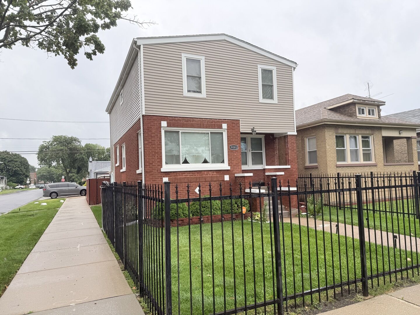 Property Photo: 9101 S Racine Avenue IL 60620