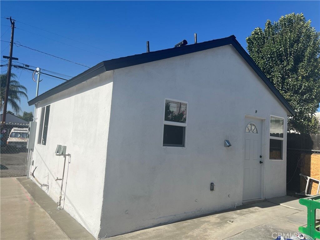 Property Photo:  1387 Holt Ave  CA 91768 