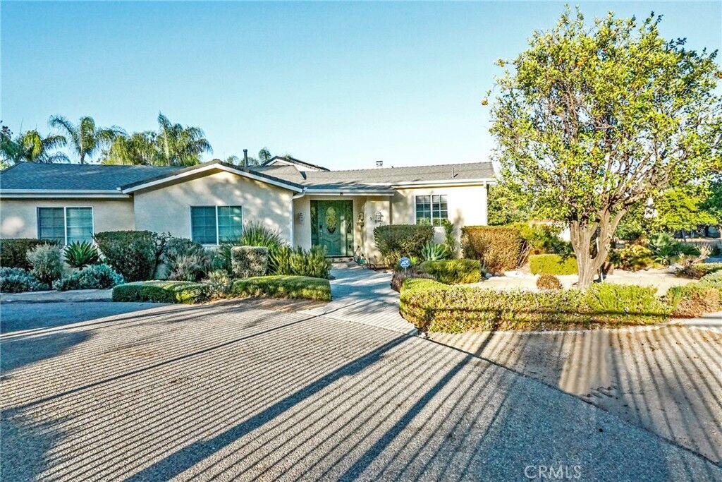 Property Photo: 9920 Shoup Avenue CA 91311