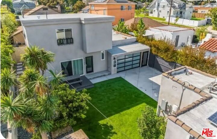 Property Photo:  5705 West Blvd  CA 90043 