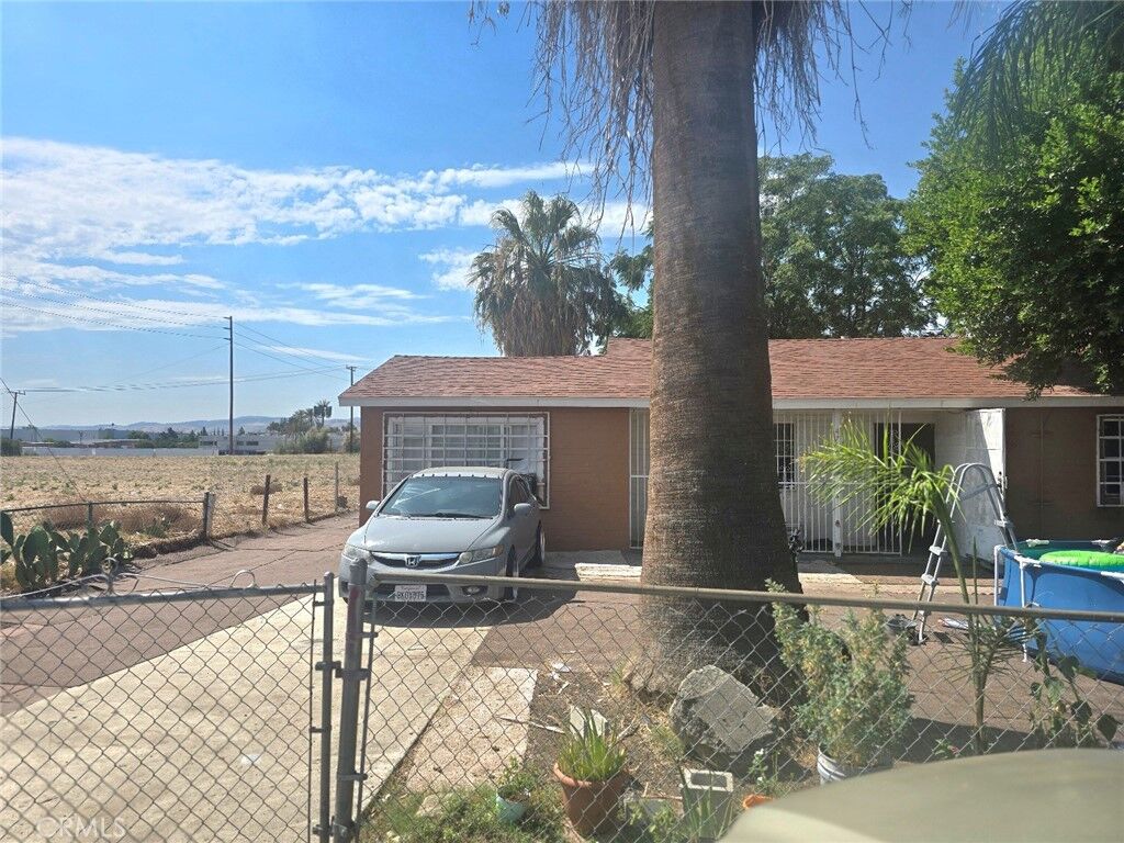 Property Photo:  471 San Felipe Road  CA 92408 