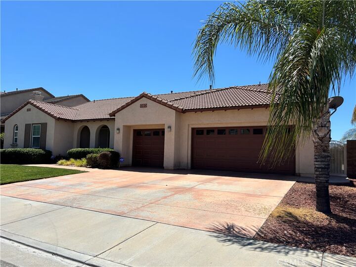 Property Photo: 28425 Crispin CA 92555
