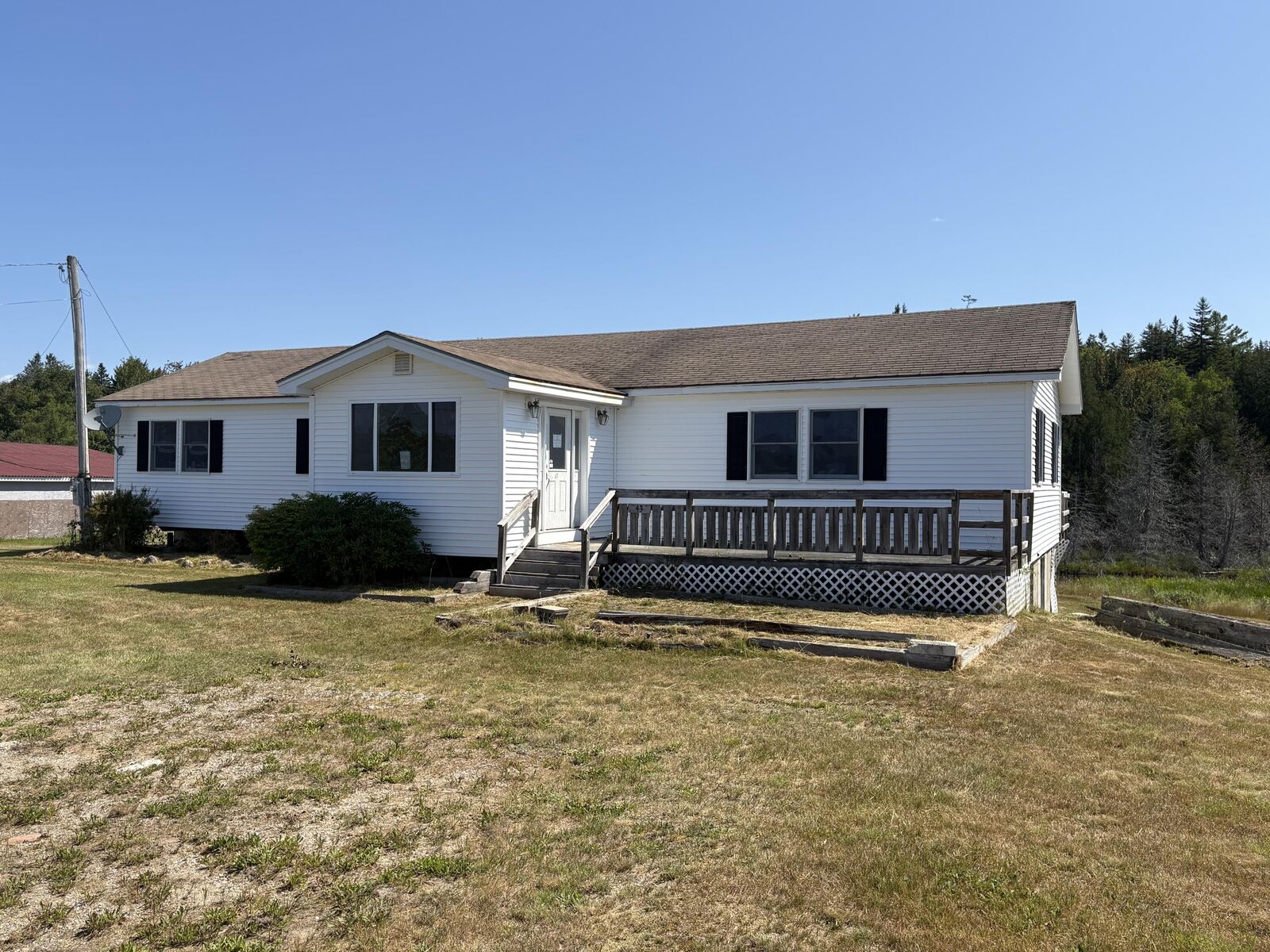 Property Photo: 43 Duck Pond Road ME 04693